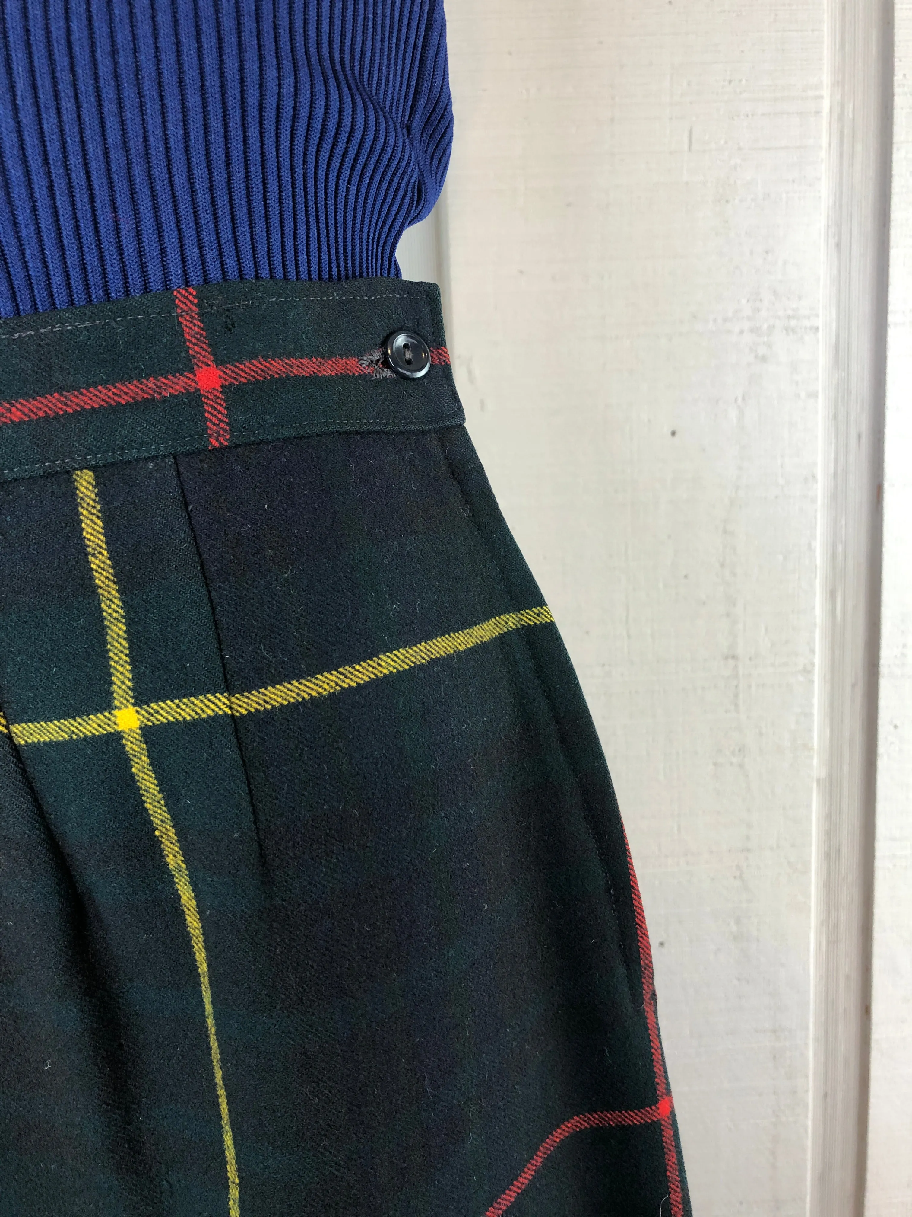 60s Wool Window Pane Plaid Midi Skirt     w29