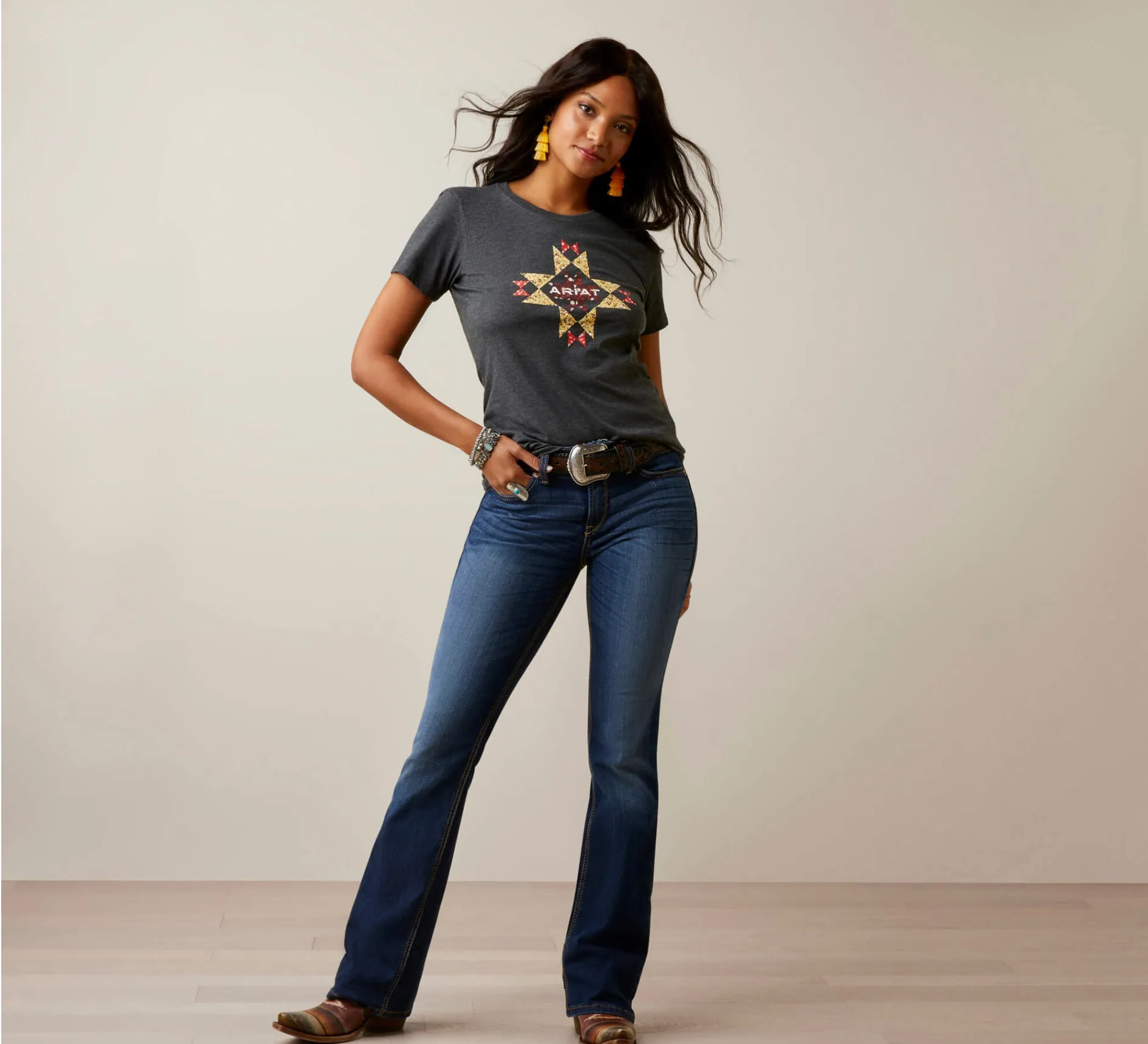 Ariat quilt logo teeshirt