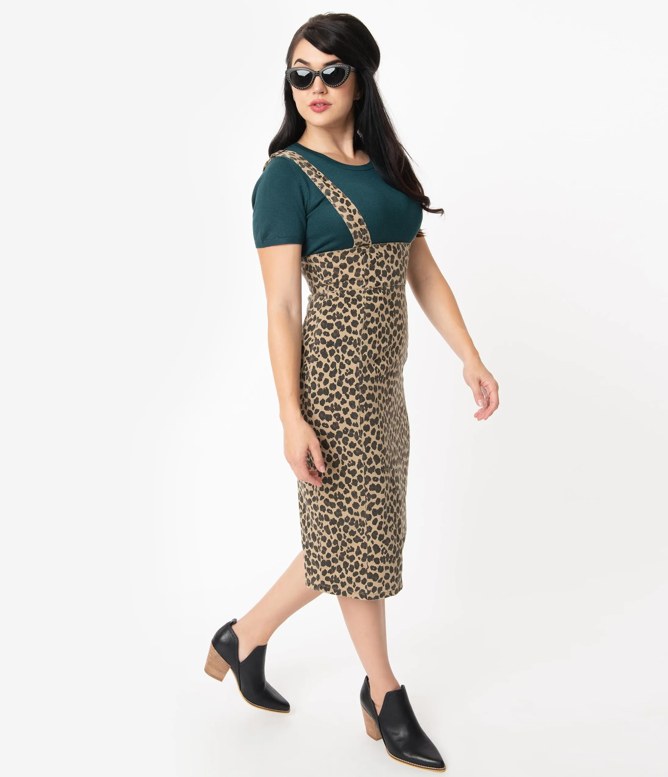 Collectif 1970s Leopard Print Dungaree Karen Suspender Pencil Skirt