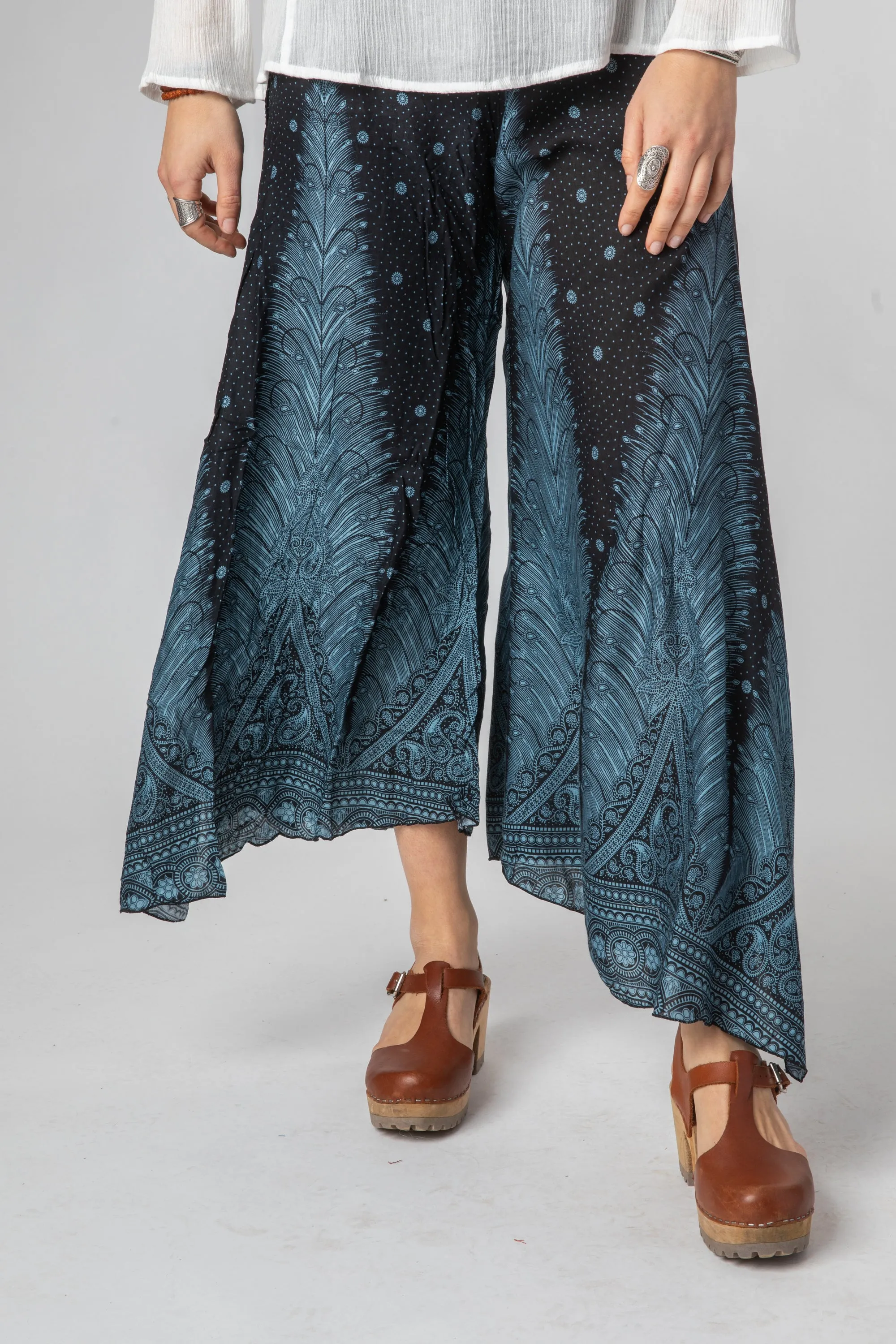 Harmony Feather Print Gaucho Pants