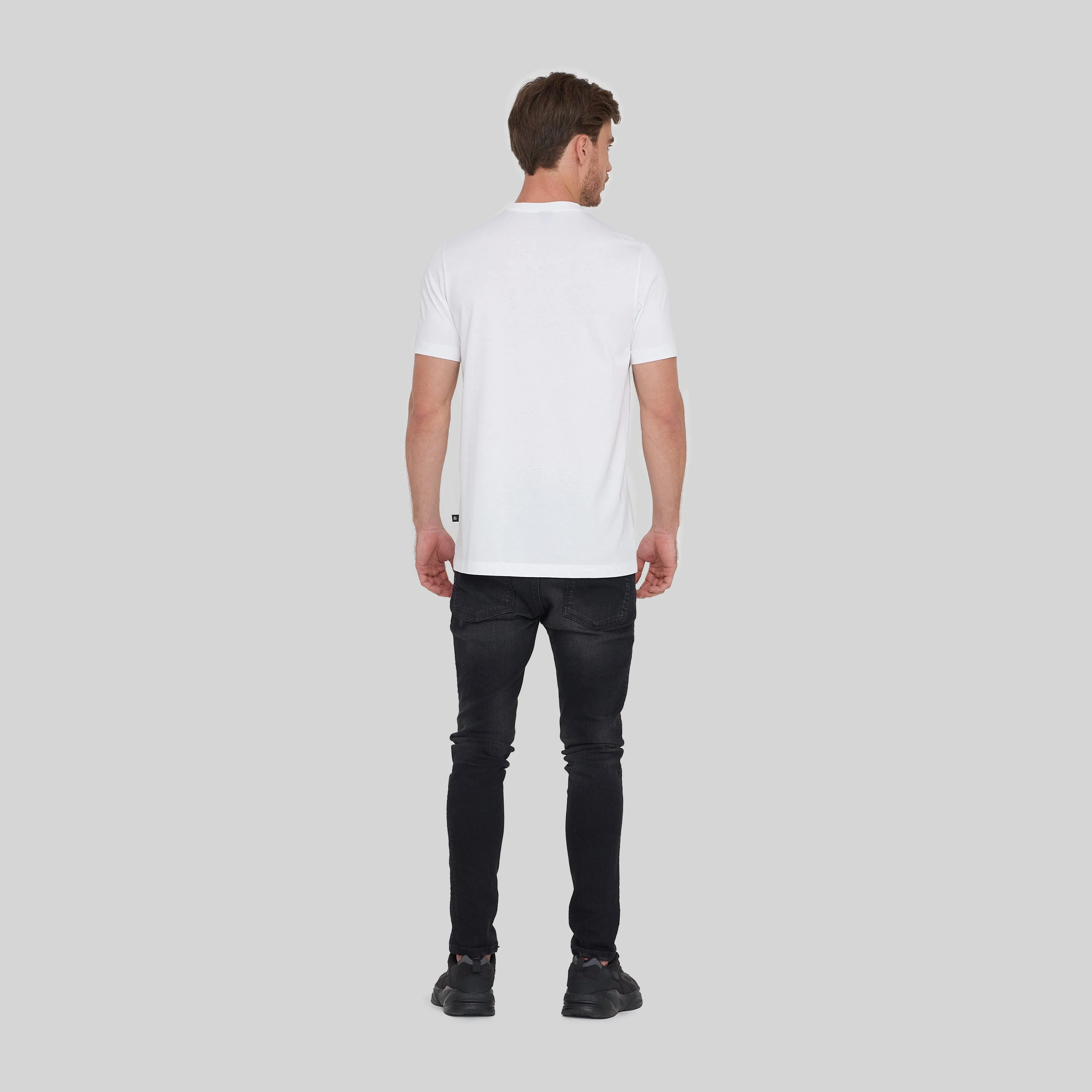 HELUM WHITE T-SHIRT