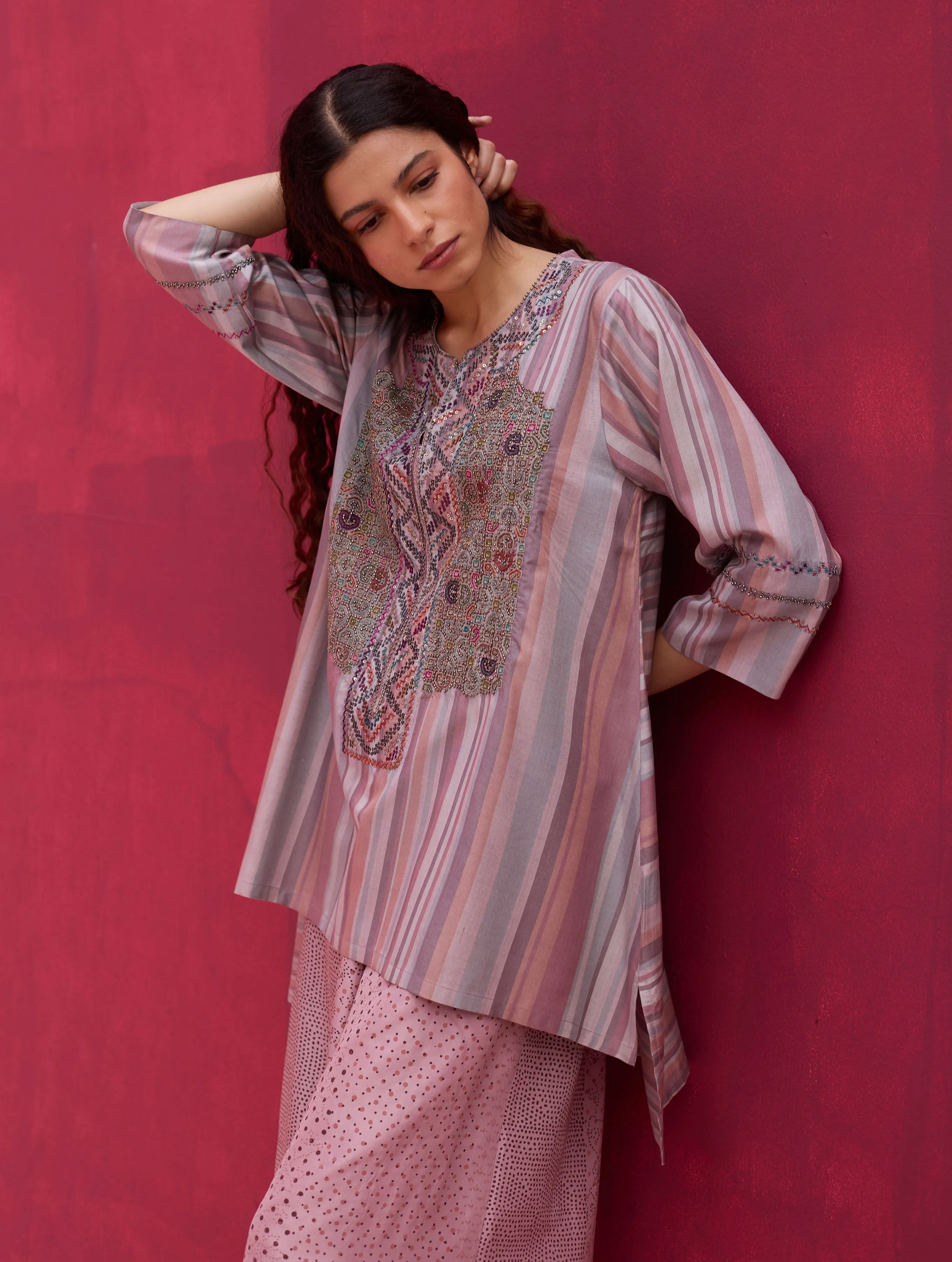 Olena Hand-Embroidered Silk Kurta Set - Lavender