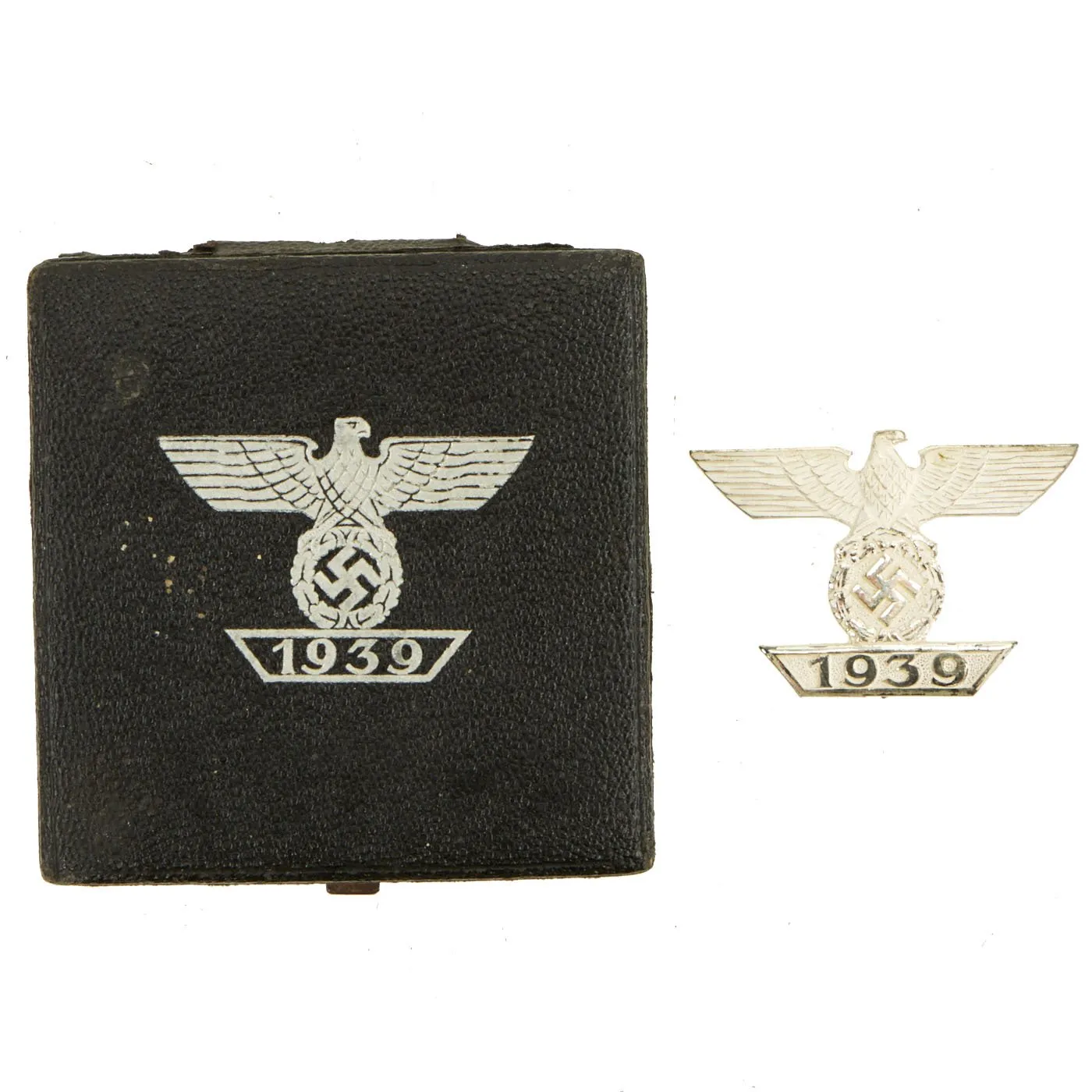 Original German WWII Cased Clasp to the Iron Cross Second Class 1939 with Pinback - Spange zum Eisernen Kreuz