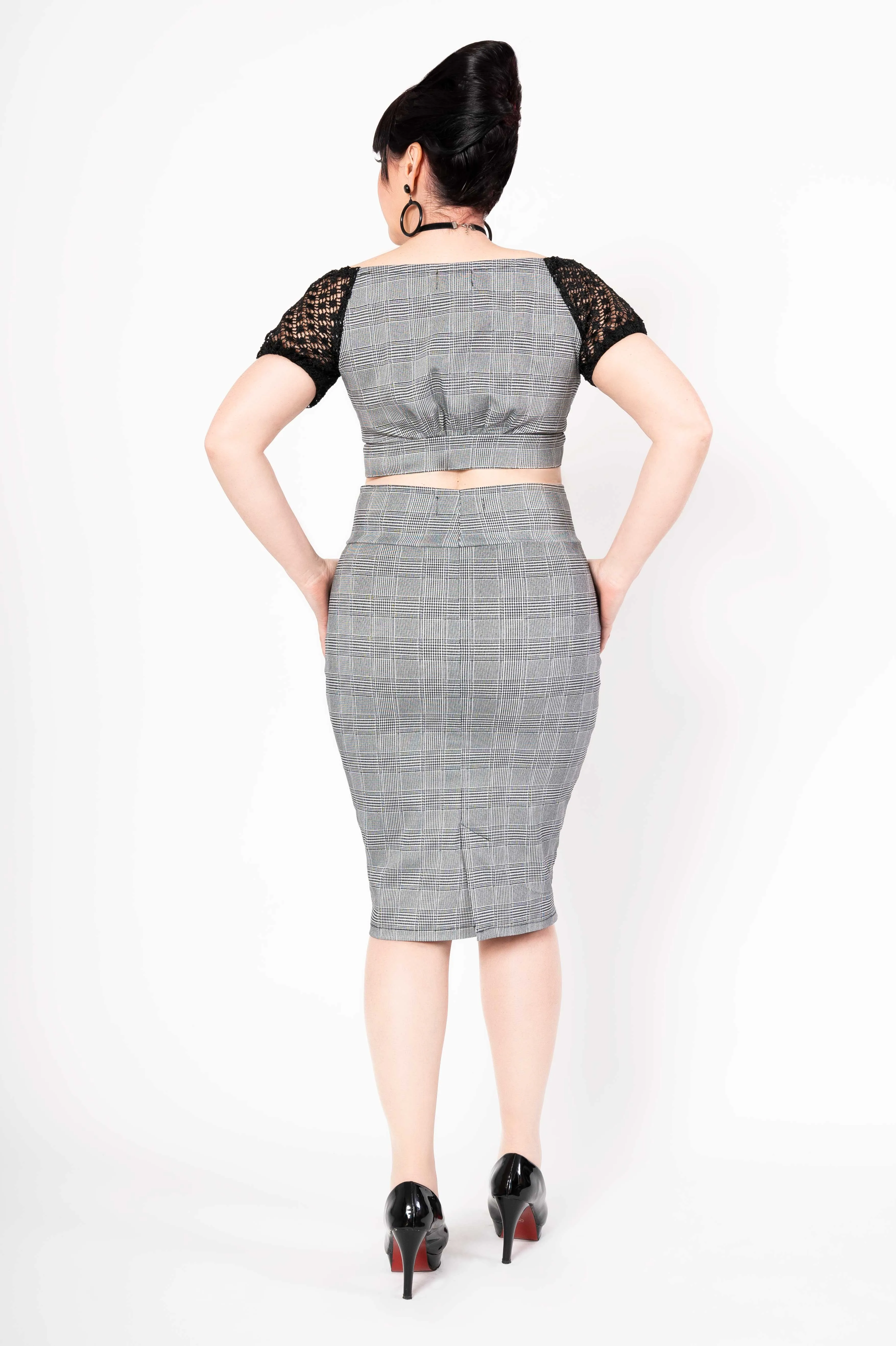 Scarlet skirt - houndstooth square patterns