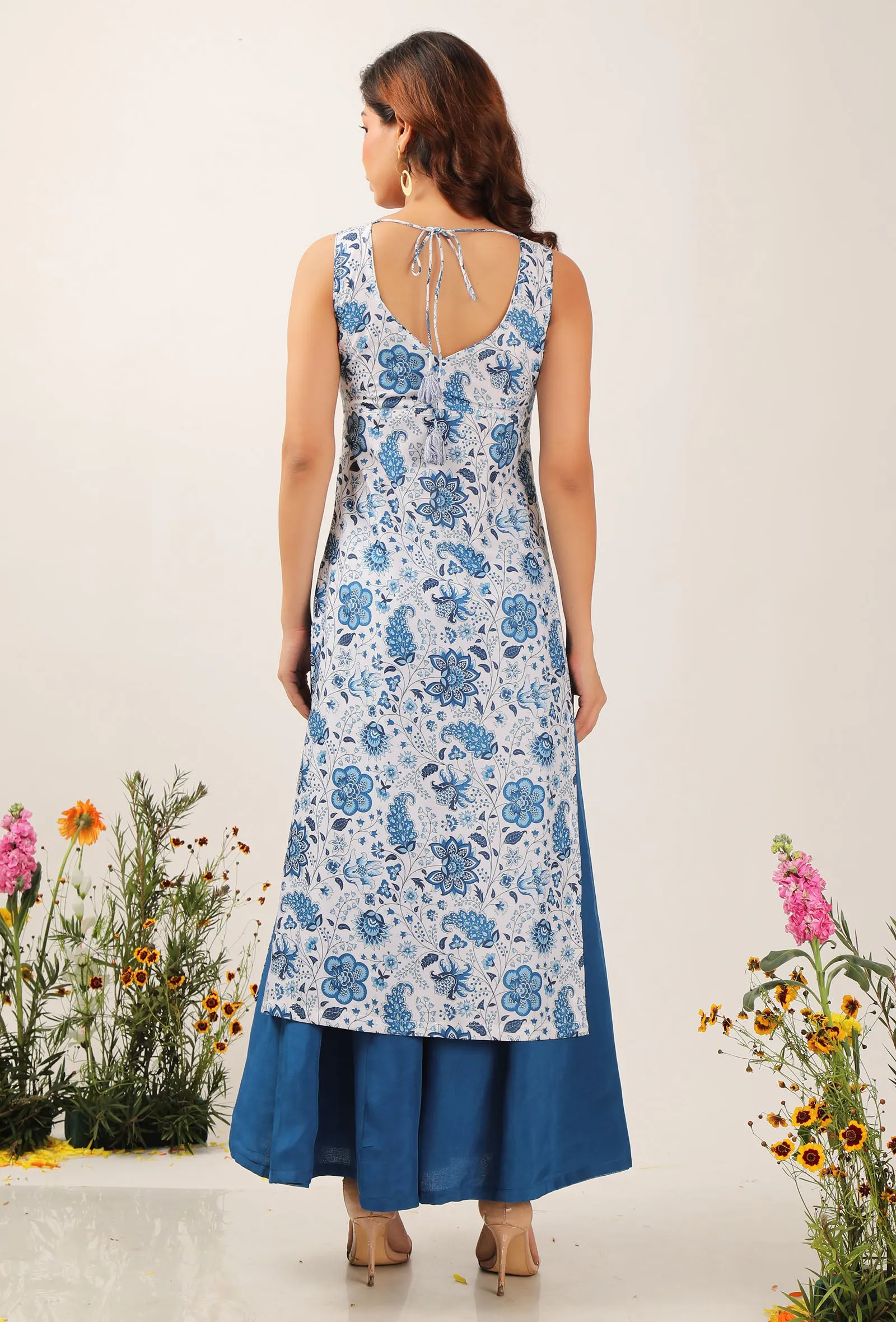 Set Of 3: Serena Floral Chintz Straight Kurta With Serena Flared Organza Flared Pants & Organza Dupatta