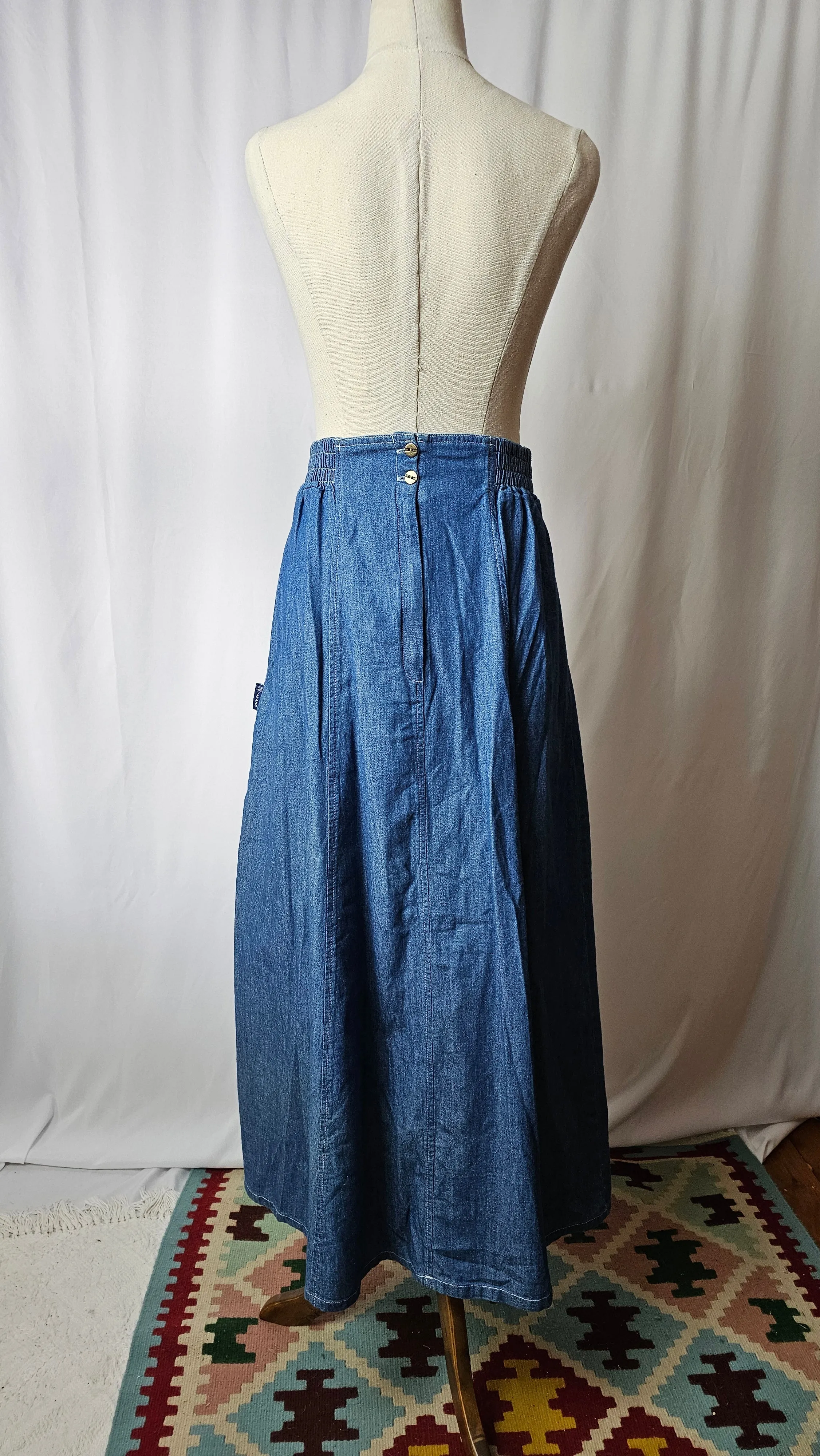 Vintage Jag Blue Denim Cotton Midi Skirt 8-10 (tag is 12 vintage size)