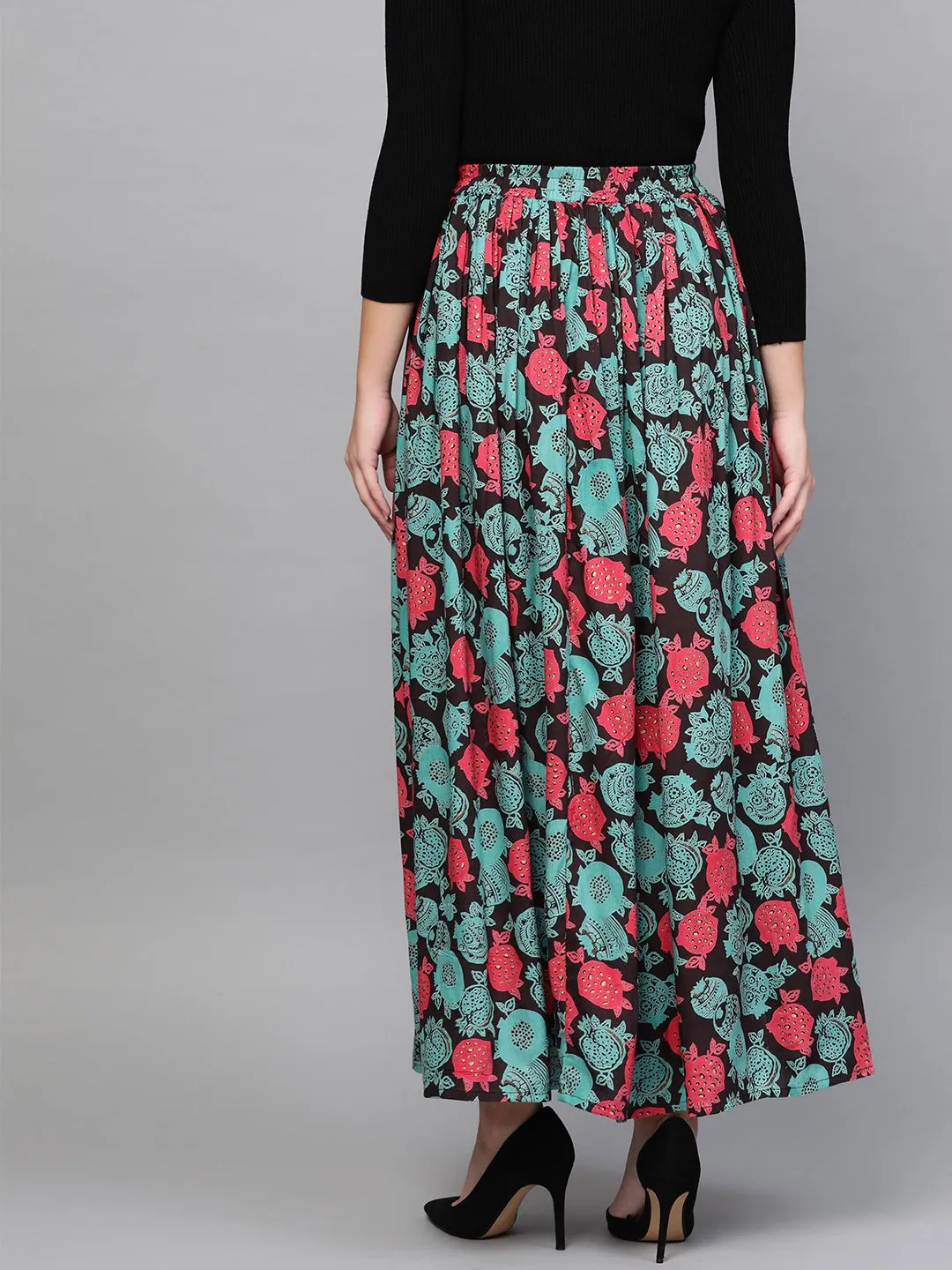 Women Black & Green Floral Printed Flared Skirt